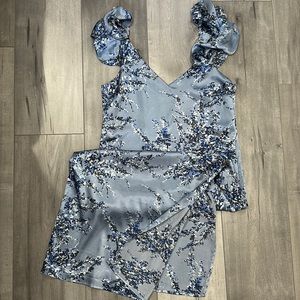 WAYF Floral V neck slip dress